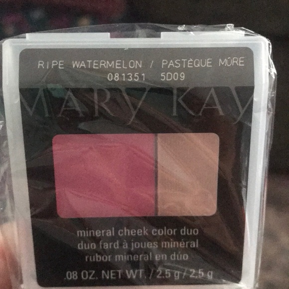 Mary Kay Mineral cheek color duo - Picture 4 of 4